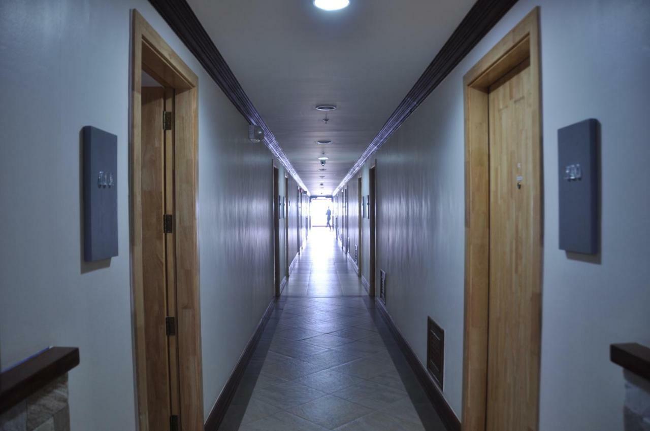 Deanettes Property Rental-Cedar Peak Condo باغيو المظهر الخارجي الصورة